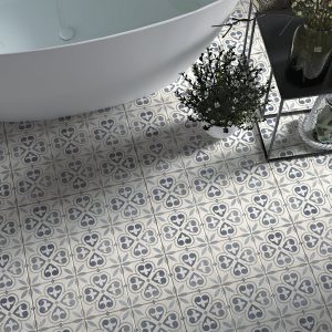 01_AMBIENTE_KAMARI_FINT_60X60_BANO_PICADO_SZ7