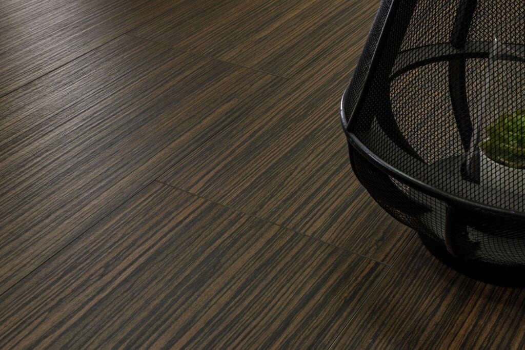 Urban Dark 25x150 Ambiente Newker 2